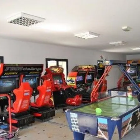 Marilandes Services Et Locations Kemp *